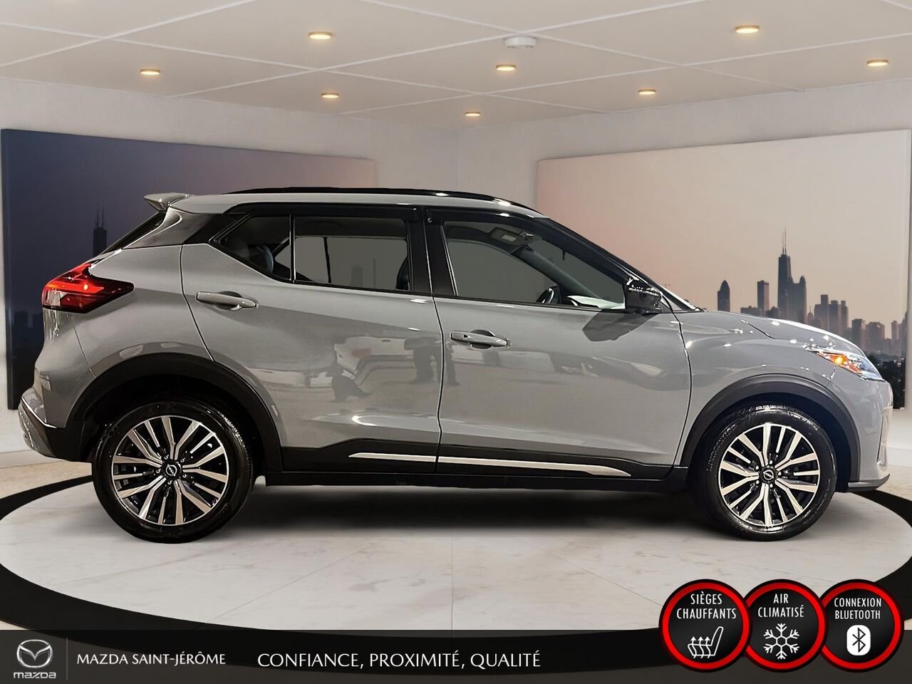 Nissan Kicks SR | DÉMARREUR À DISTANCE | AIDE AU STATIONNEMENT | MAGS NOIR 2023 Gris Saint-Jérôme - photo #4