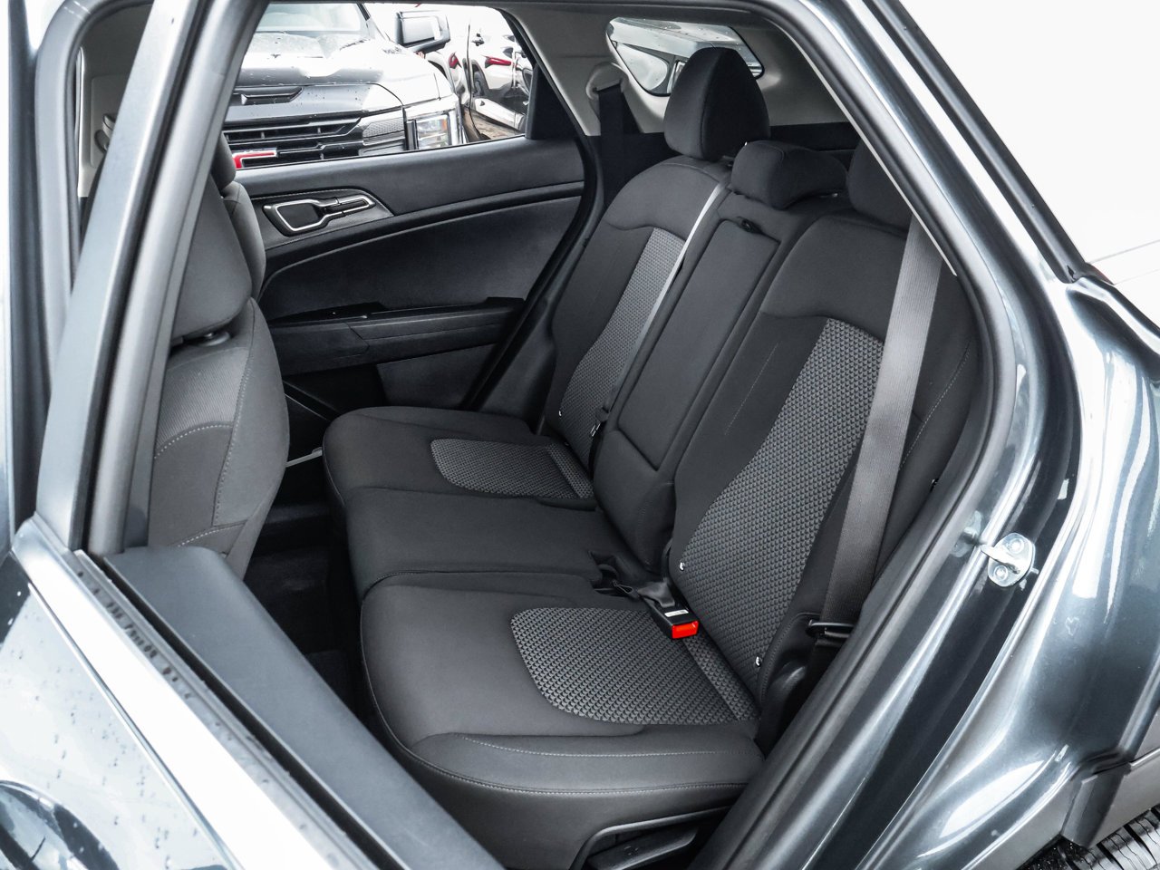 2024 Kia Sportage LX AWD Grey Sherwood Park - photo #15