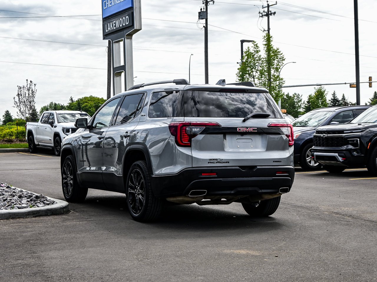 2023 GMC Acadia AWD 4dr SLE Grey Sherwood Park - photo #10