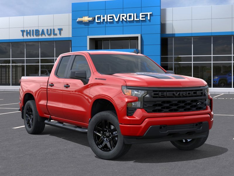 CHEVROLET SILVERADO 1500 Custom cabine double 4RM 147 po 2026 Rouge Sherbrooke - photo #6