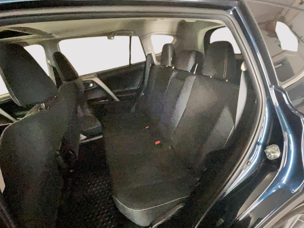 2018 Toyota RAV4 Black Amos - photo #23