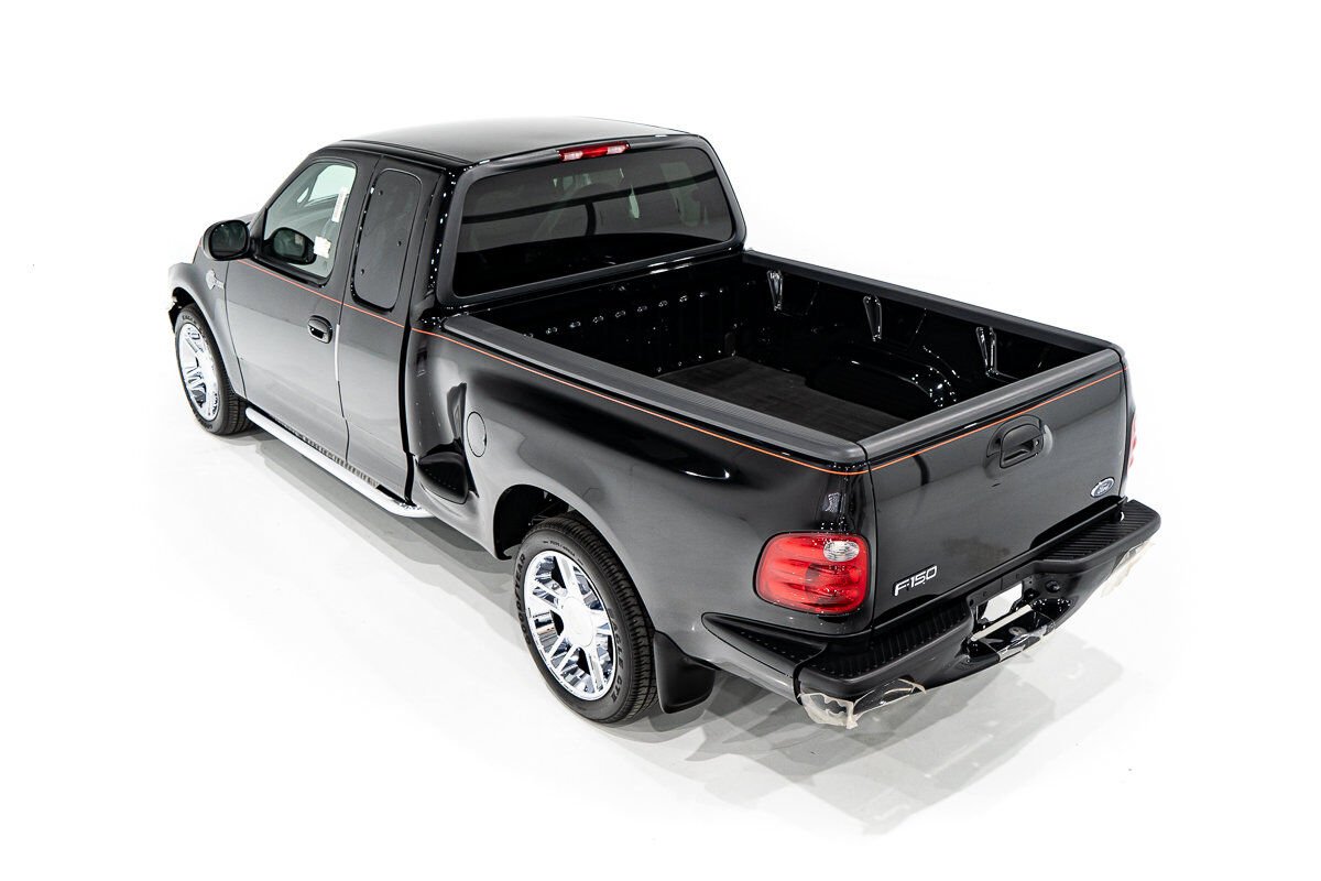 2000 Ford F-150 Harley Davidson Edition In Delivery Packaging Black Montreal - photo #73