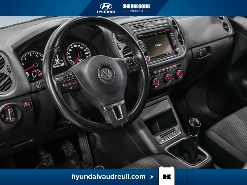 2015 Volkswagen Tiguan White Laval - photo #15