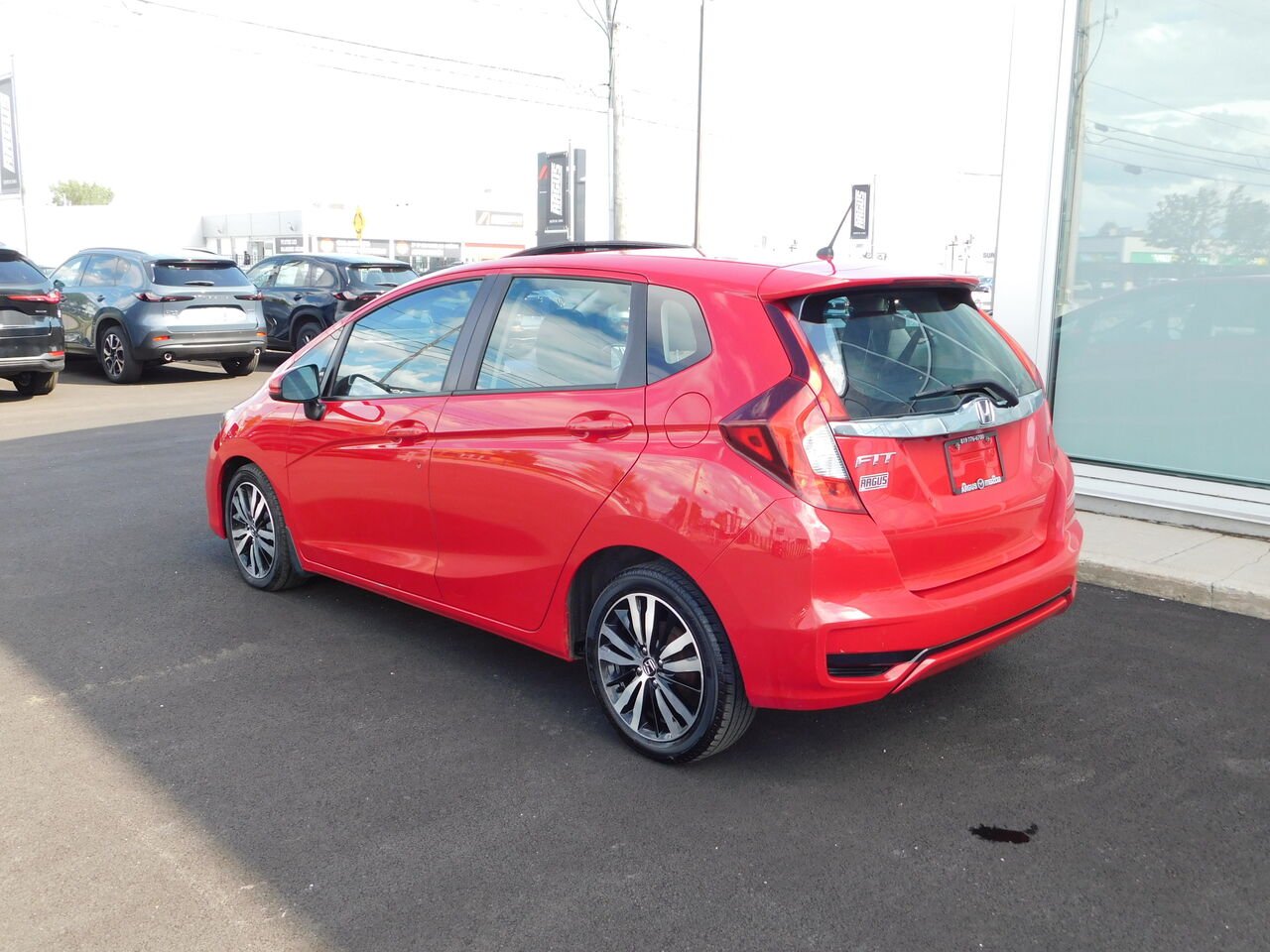 2019 Honda Fit EX CVT Red Gatineau - photo #4