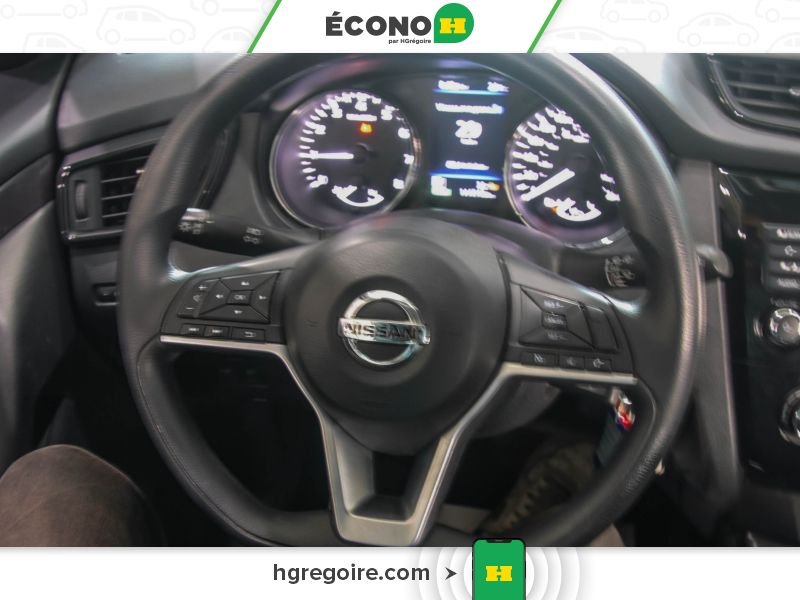 Nissan Rogue 2018 Blanc Laval - photo #12