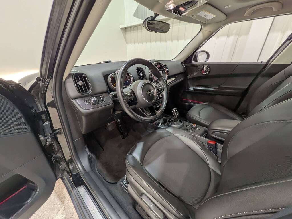 MINI Countryman Cooper ALL4 2020 Noir Val-David - photo #9