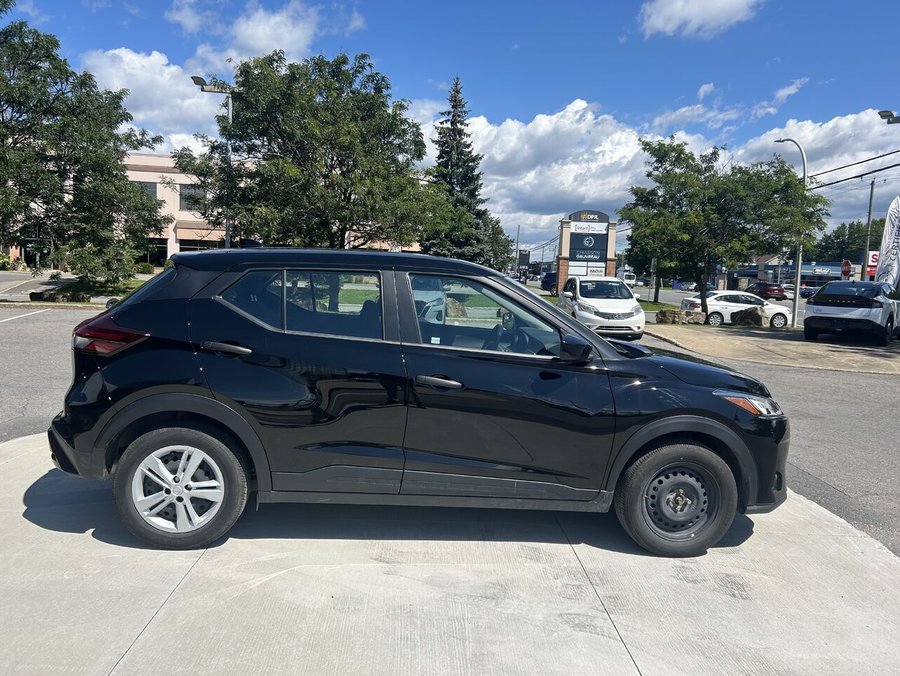 Nissan Kicks Play 2025 2025 Noir