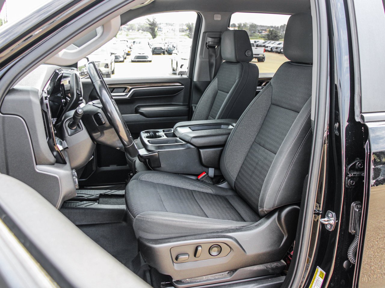 2022 Chevrolet Silverado 1500 4WD Crew Cab 147 RST Black Sherwood Park - photo #27