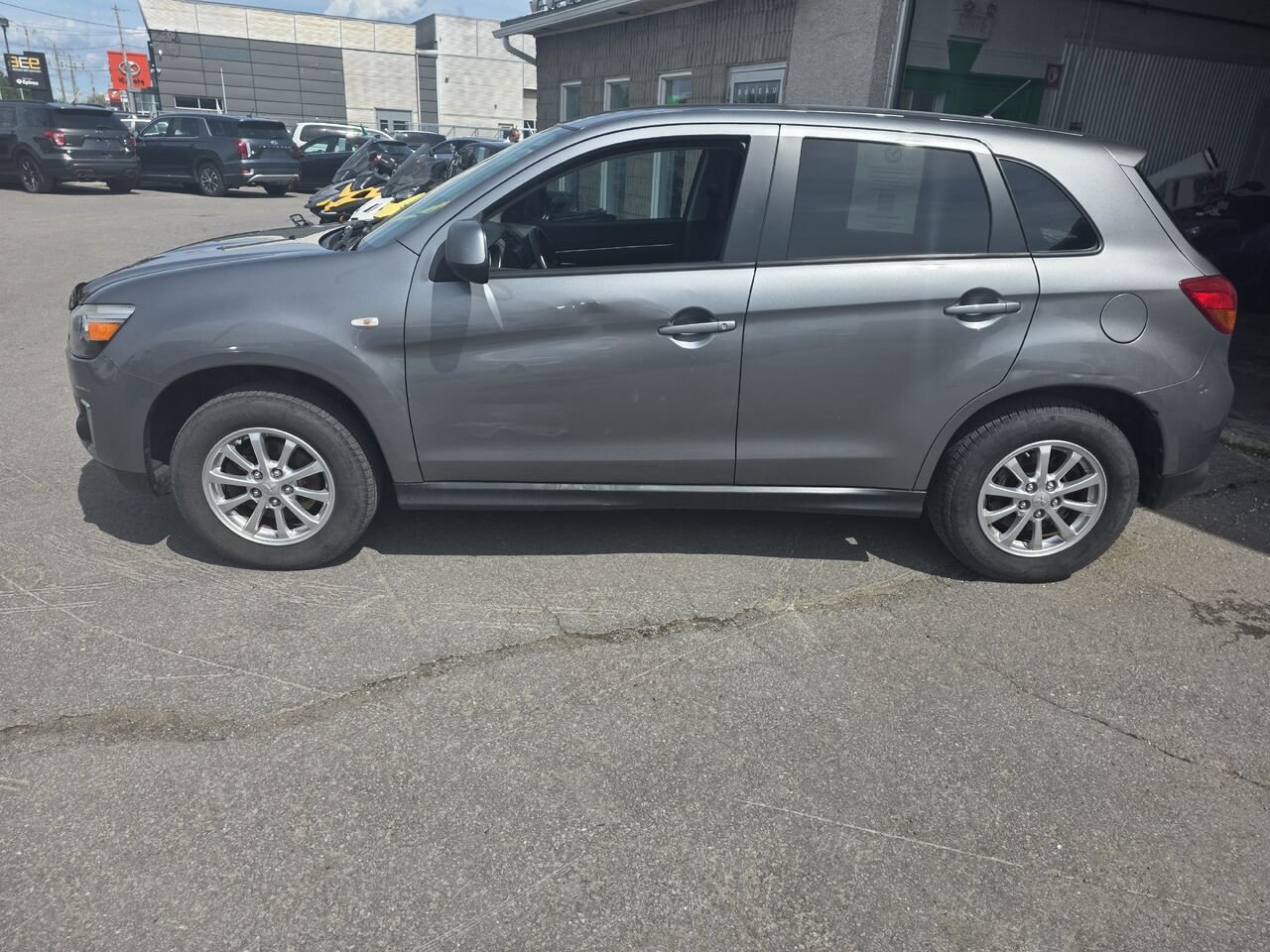 2015 Mitsubishi RVR Grey  - photo #2
