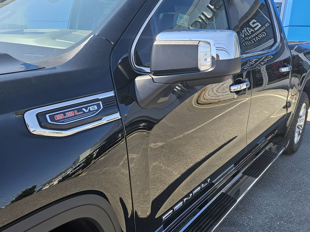GMC Sierra 1500 Denali cabine multiplace 4RM 147 po 2026 Noir onyx Thetford Mines - photo #6