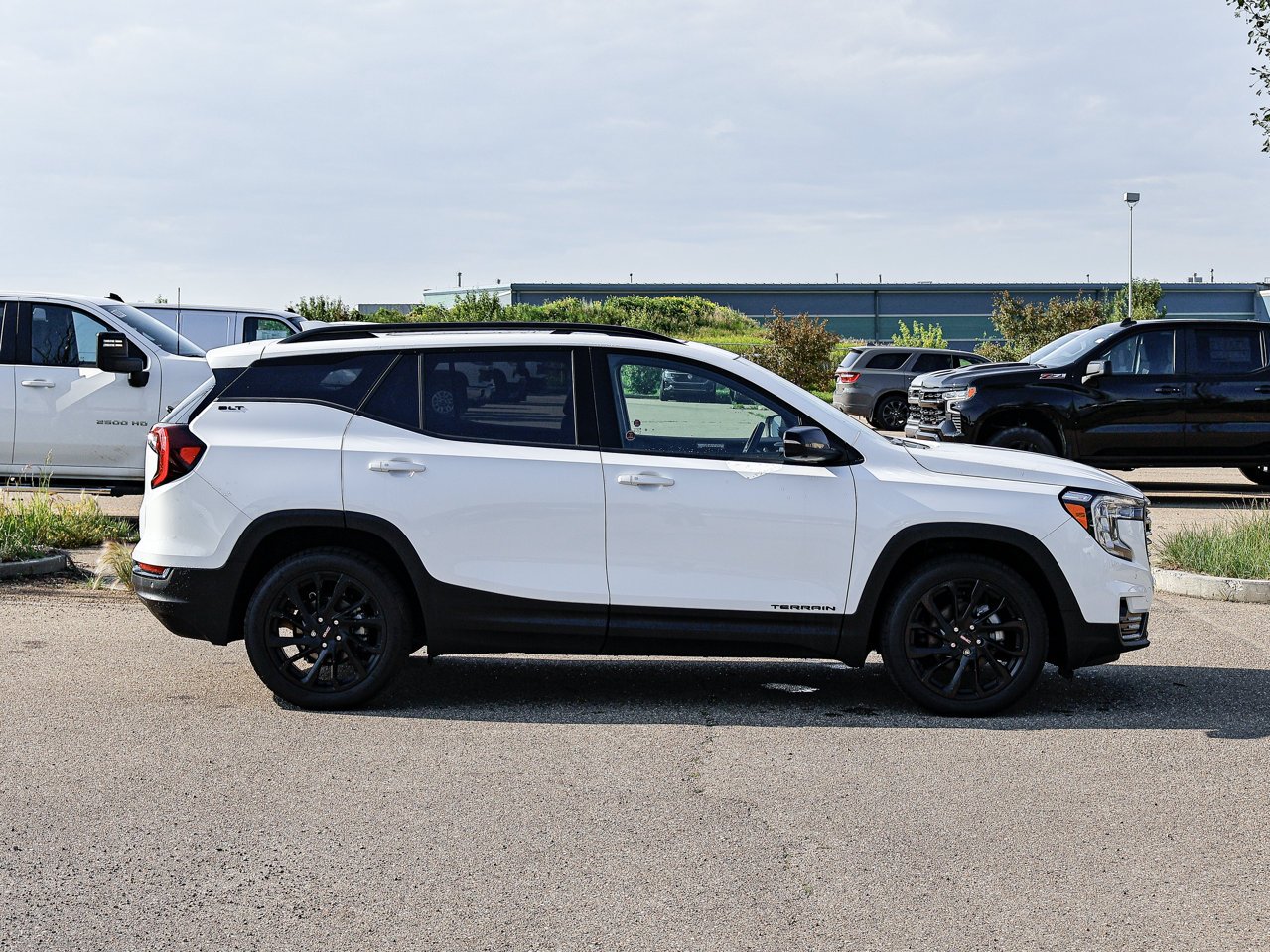 2024 GMC Terrain AWD 4dr SLT White Sherwood Park - photo #13