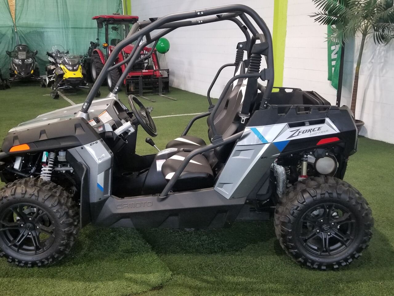 CF MOTO ZForce 2022 Gris Longueuil, - photo #4