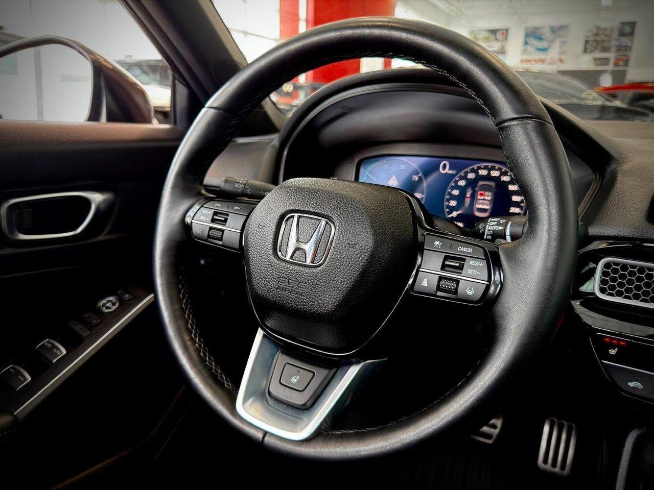 2025 Honda Civic Sedan Hybrid Notre-Dame-des-Prairies - photo #17