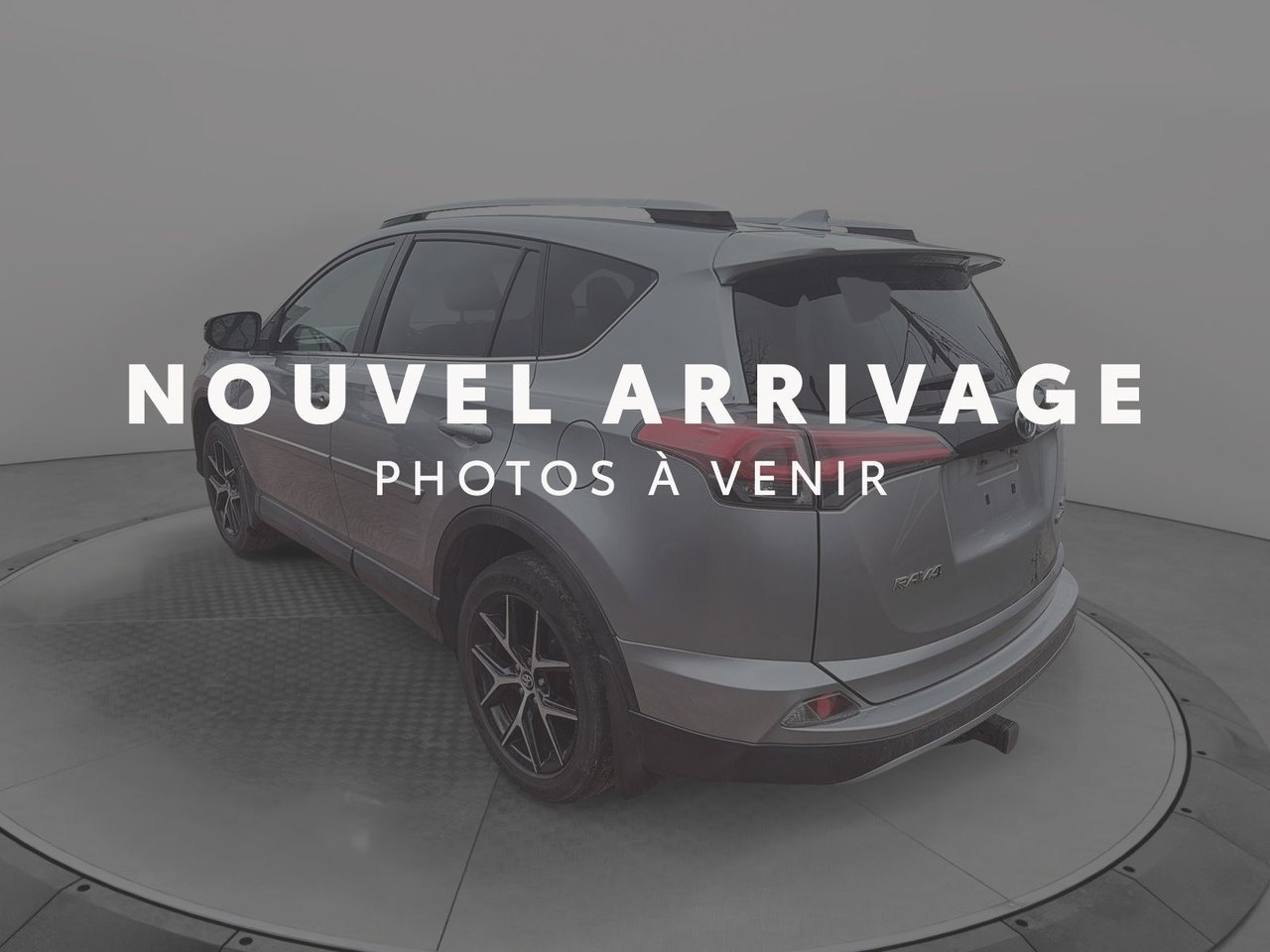2017 Toyota RAV4 Hybrid SE Silver Sky Metallic Baie-Comeau - photo #3
