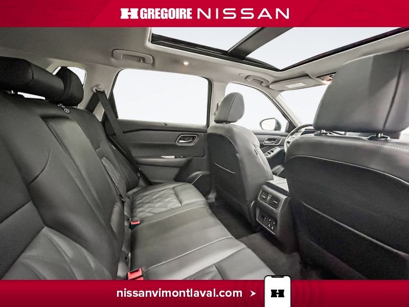 2024 Nissan Rogue White Laval - photo #12