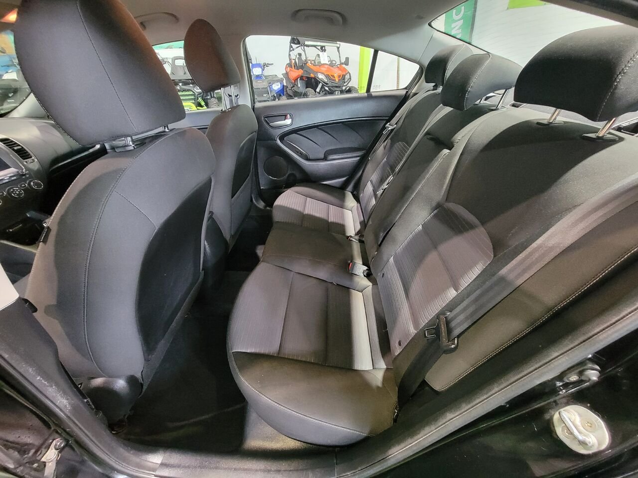2017 Kia Forte Black  - photo #11