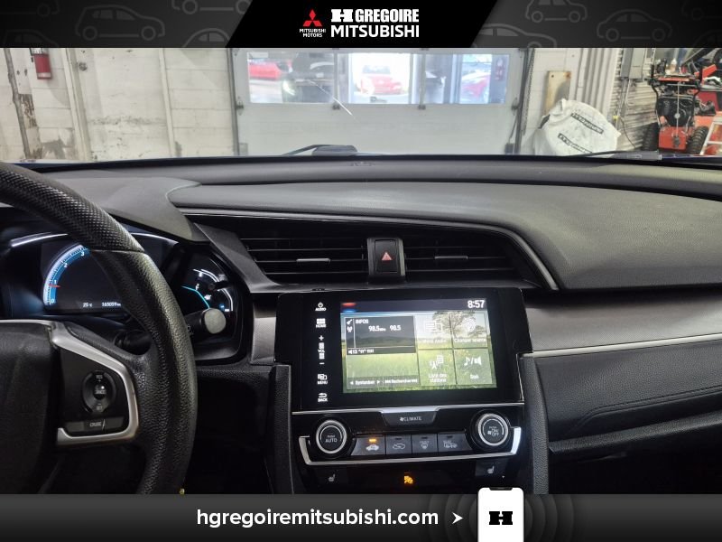 Honda Civic 2018 Bleu Blainville - photo #24