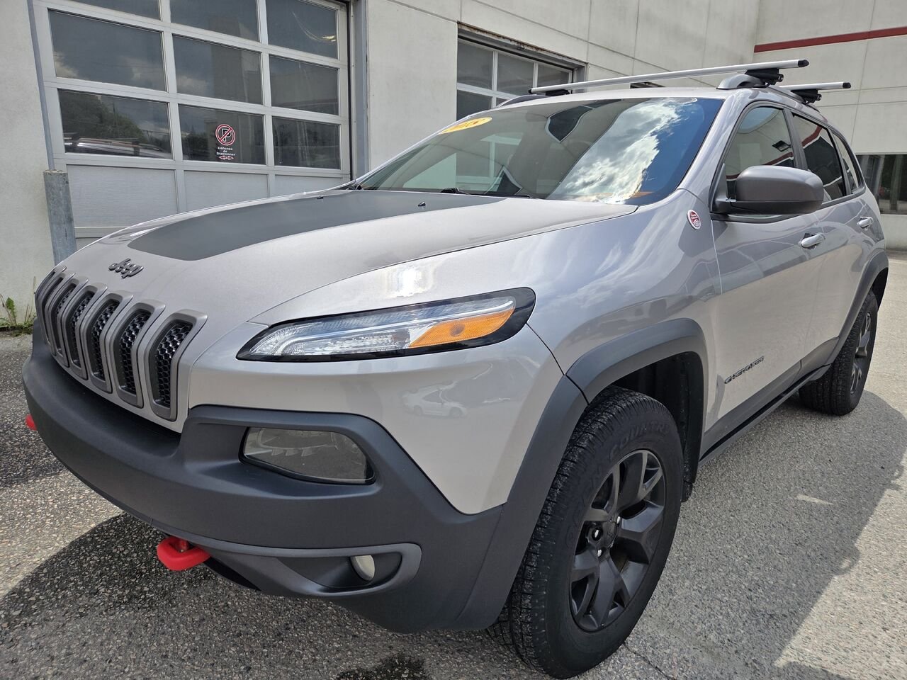 2018 JEEP CHEROKEE Silver Mont-Laurier - photo #0