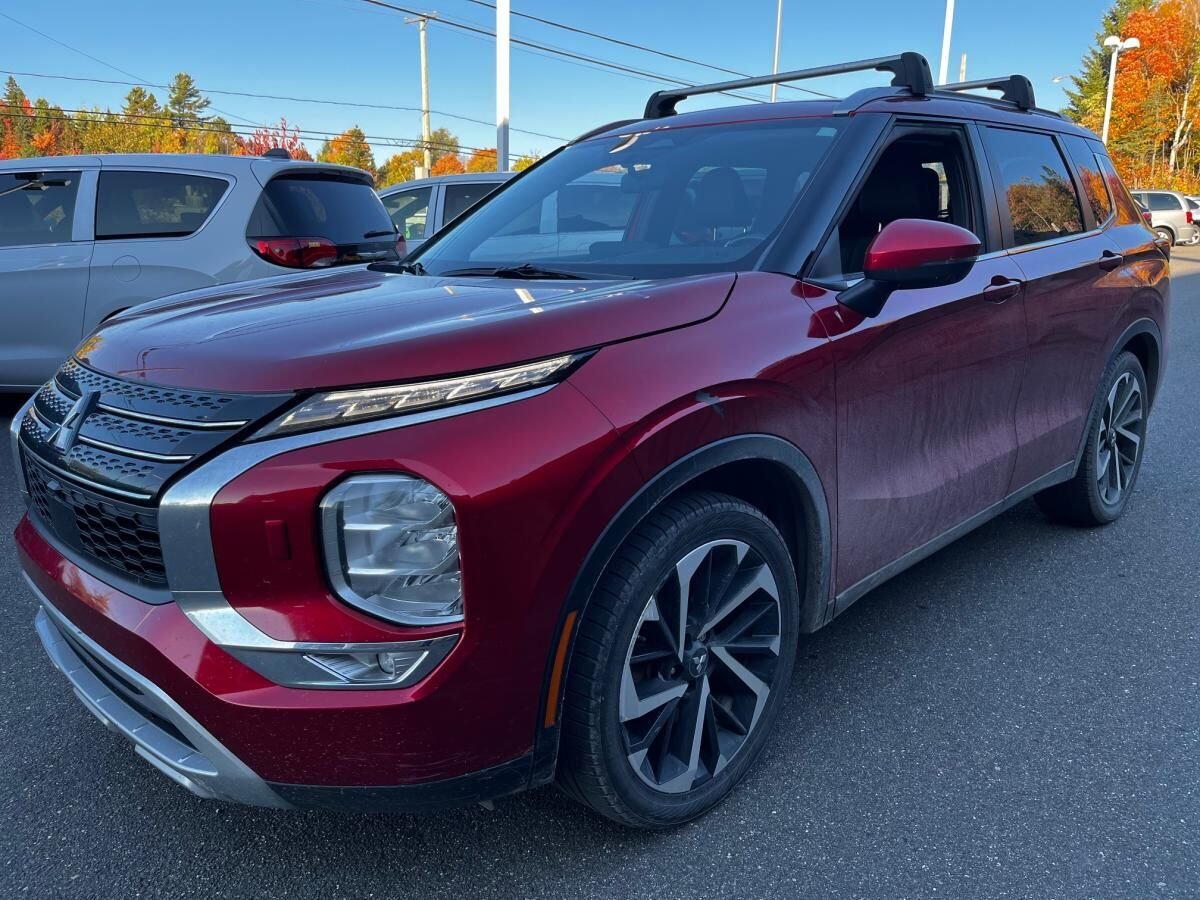 Mitsubishi Outlander 2022 Rouge Sainte-Agathe-des-Monts - photo #3