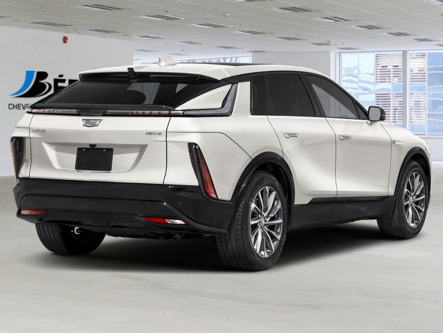 2027 CADILLAC LYRIQ 2027 Vibrant White Tricoat
