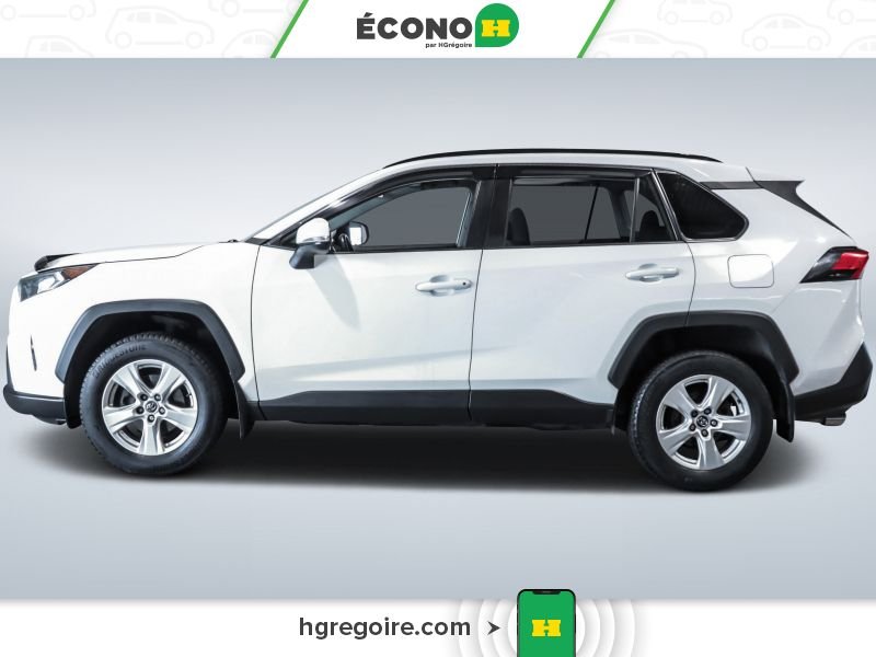 2019 Toyota Rav 4 White Blainville - photo #4