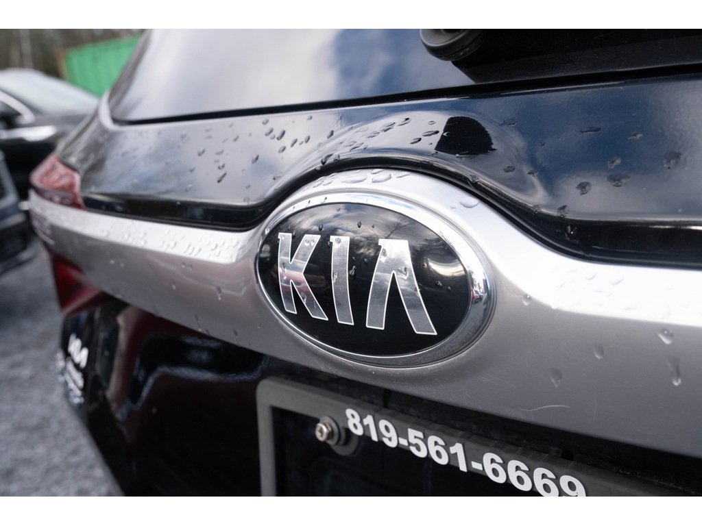 2021 Kia Seltos Black Gatineau - photo #17