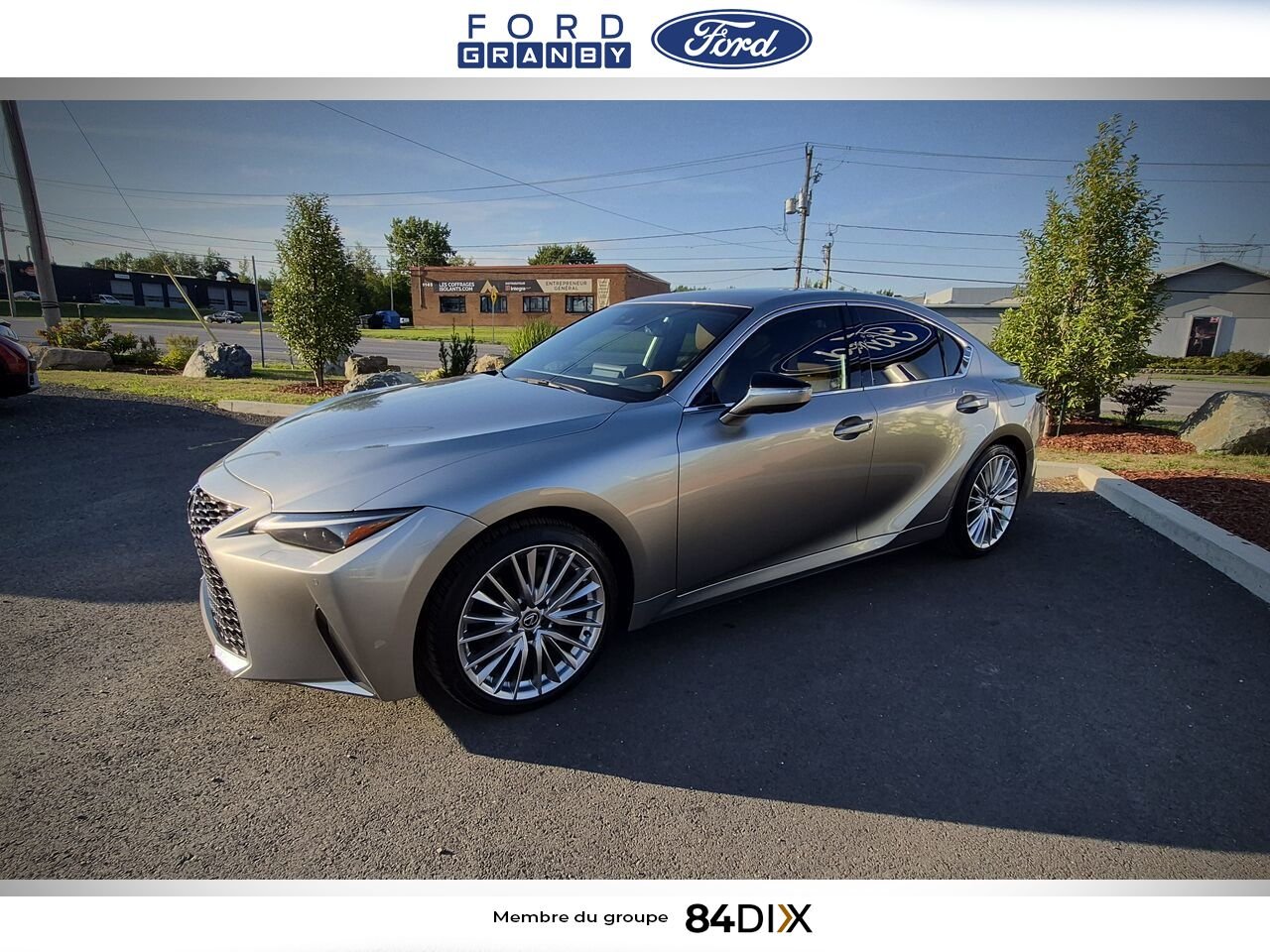 2023 Lexus IS Silver Granby - photo #3