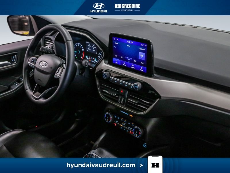 2022 Ford Escape Grey Blainville - photo #30