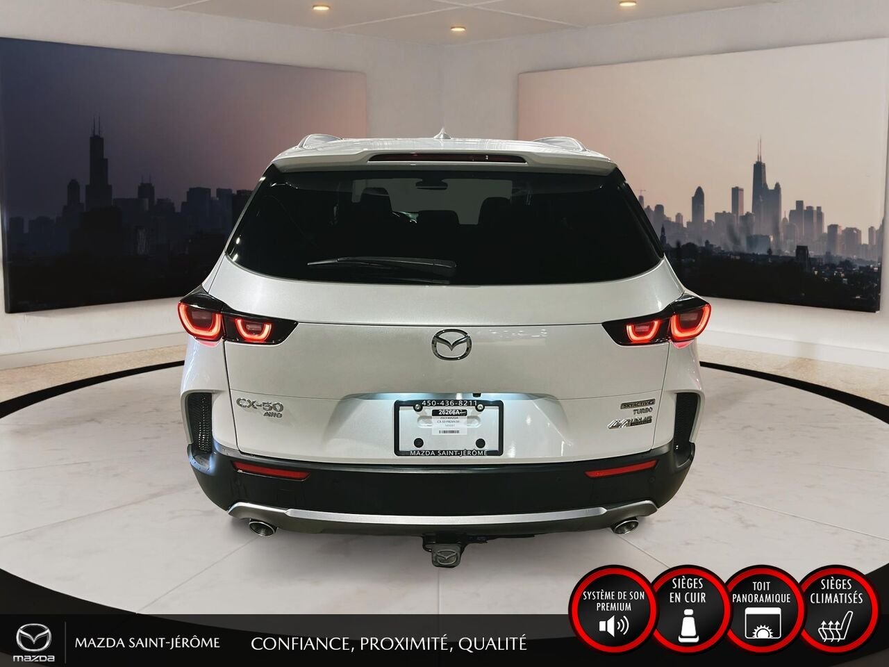 2023 Mazda CX-50 GT avec moteur turbo | TOIT PANORAMIQUE | ENSEMBLE DE REMORQUAGE | CUIR | AWD White Saint-Jérôme - photo #6