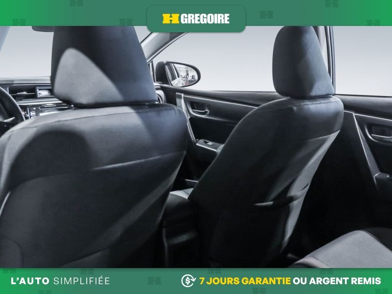 2019 Toyota Corolla Blue Blainville - photo #21