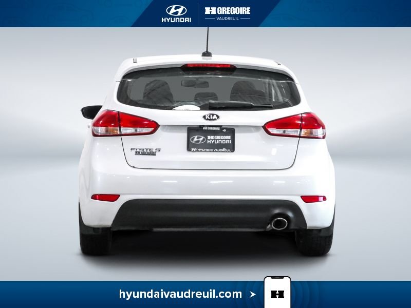 Kia Forte5 2018 Blanc Laval - photo #8