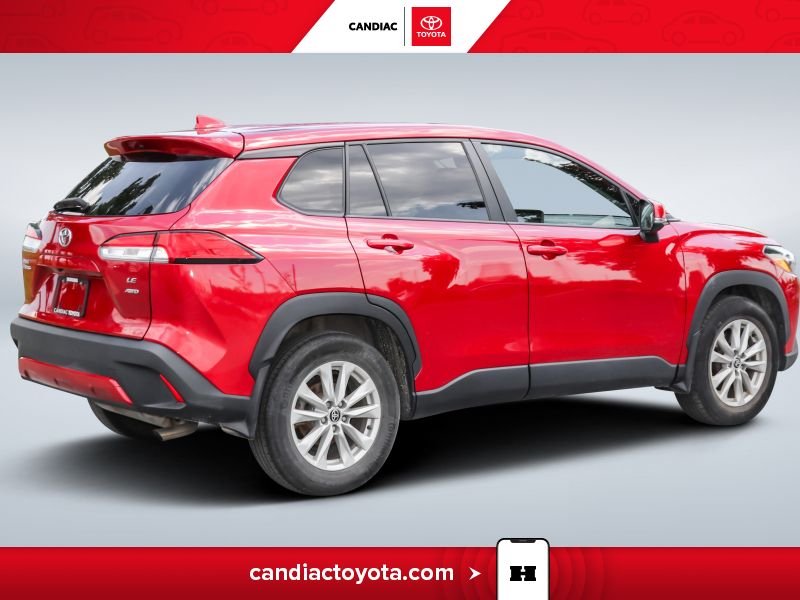 2022 Toyota Corolla Red Saint-Eustache - photo #8