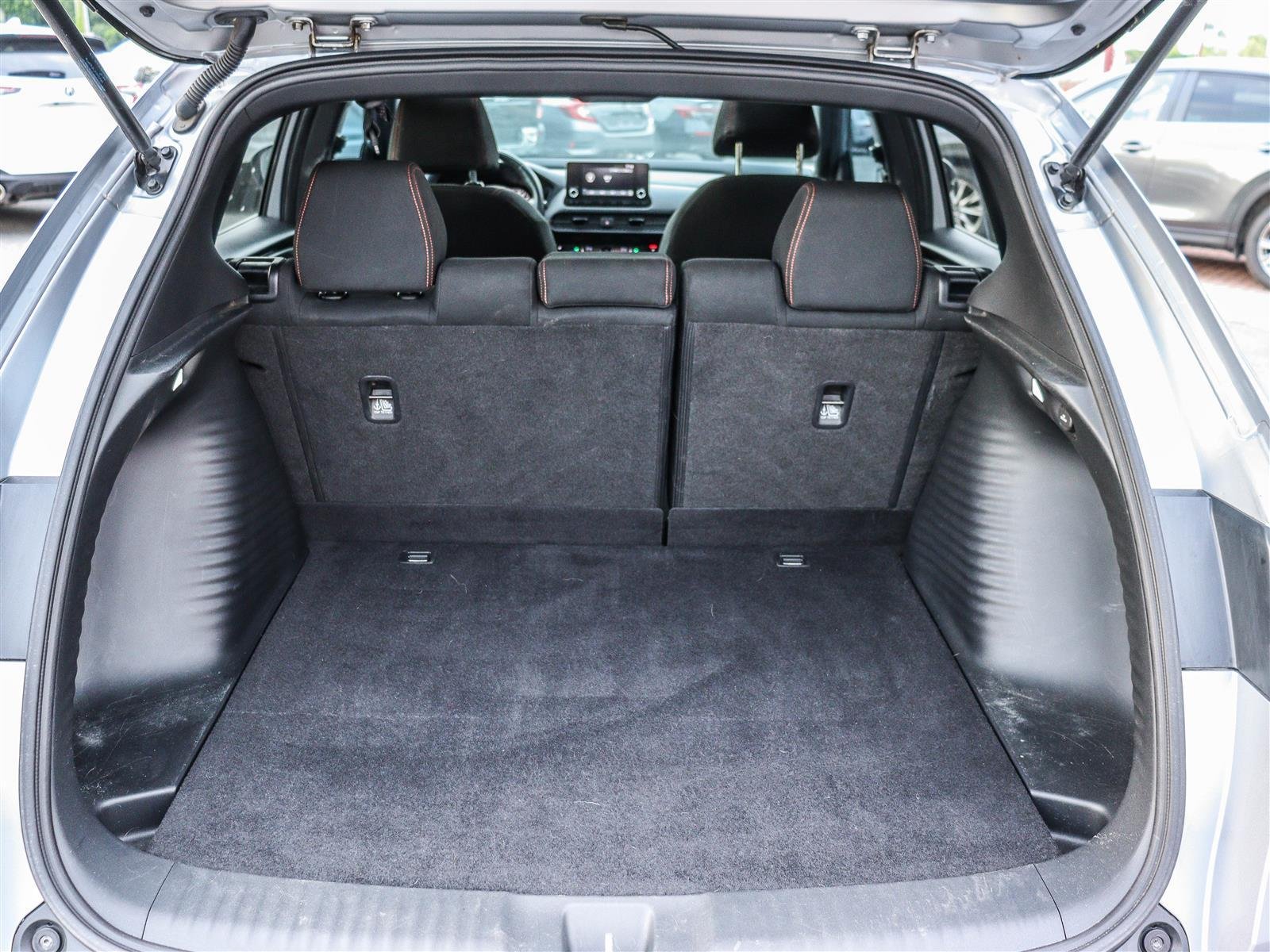 Honda HR-V Sport 2023 Silver Ottawa & Gatineau - photo #17