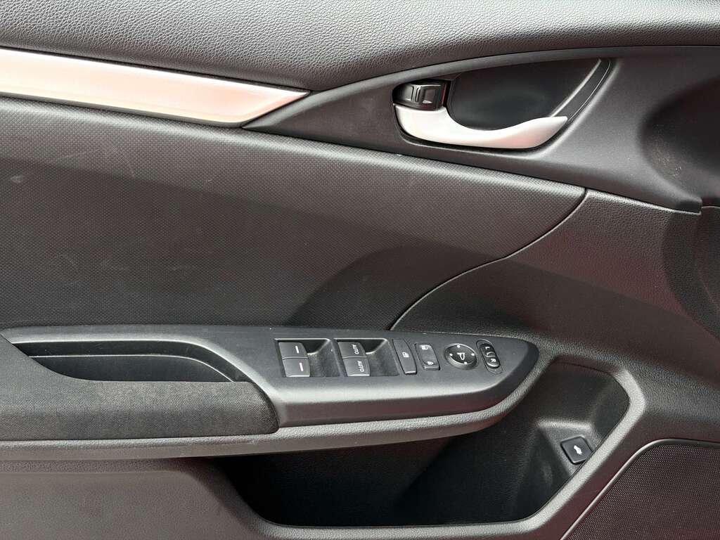 2019 Honda Civic LX Red Gatineau - photo #15