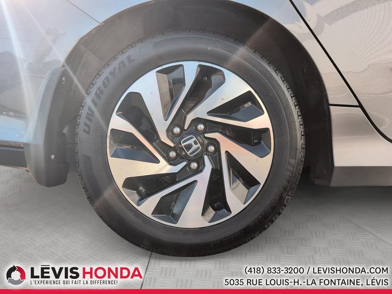 Honda Civic Hayon LX LX 5 portes BM 2017 Gris Lévis - photo #14