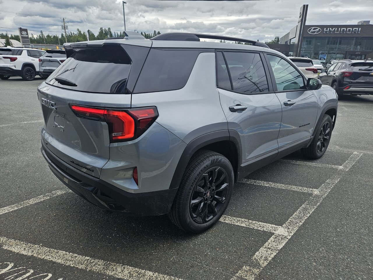 2026 GMC Terrain Élévation 4 portes TI Sterling Metallic Thetford Mines - photo #2