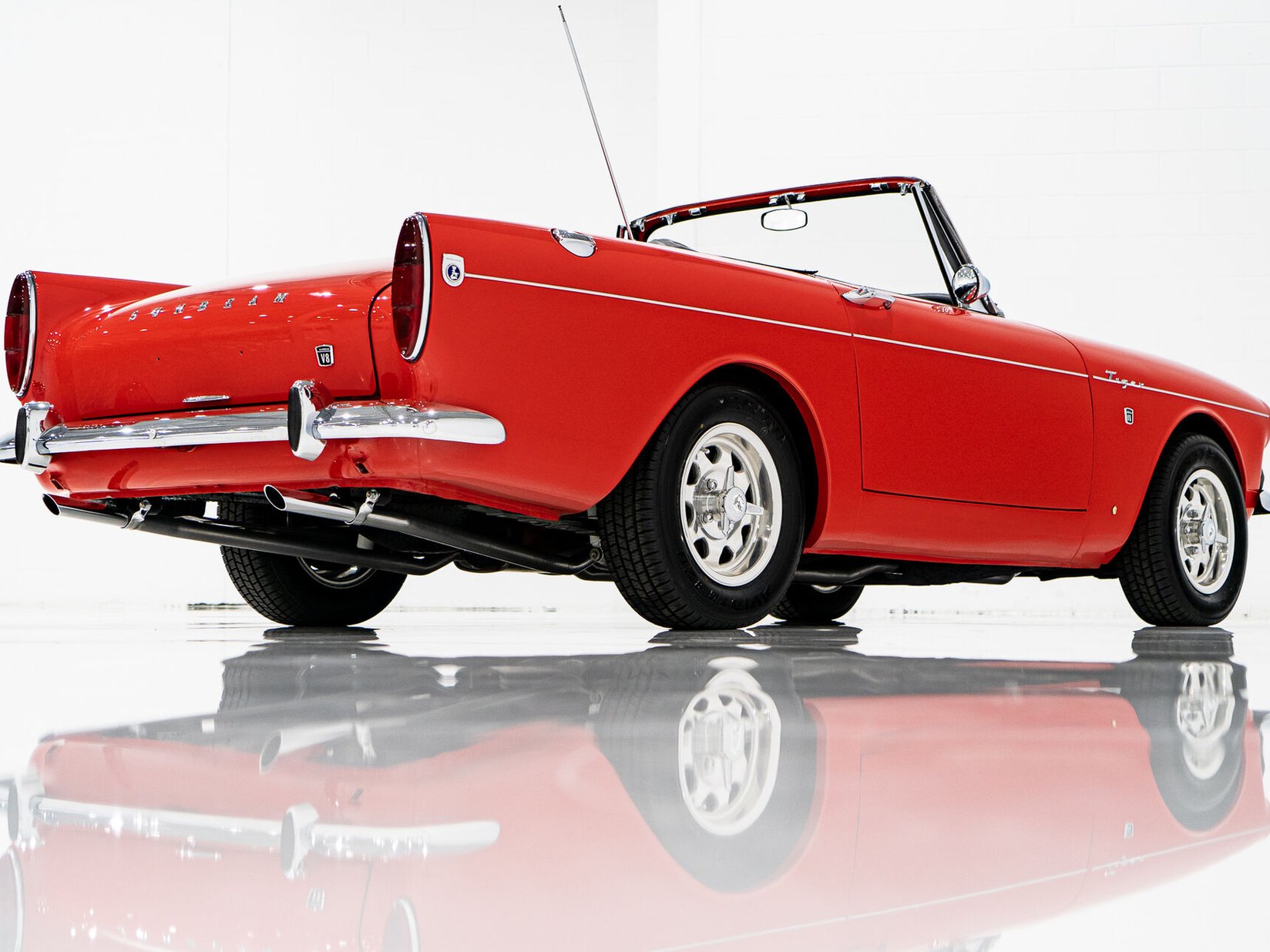 1967 Sunbeam Tiger Unrestored with single repaint **PRIX EN USD** Red Montreal - photo #26