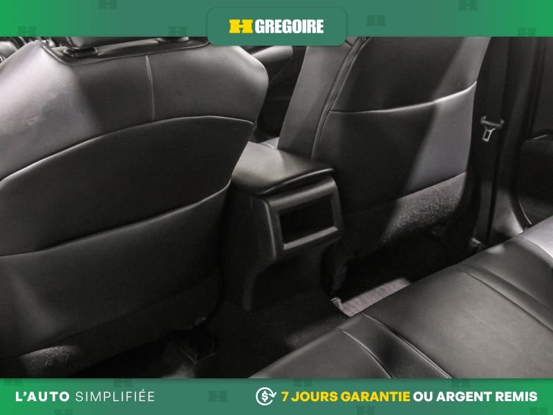 2019 Toyota Camry Black Blainville - photo #26