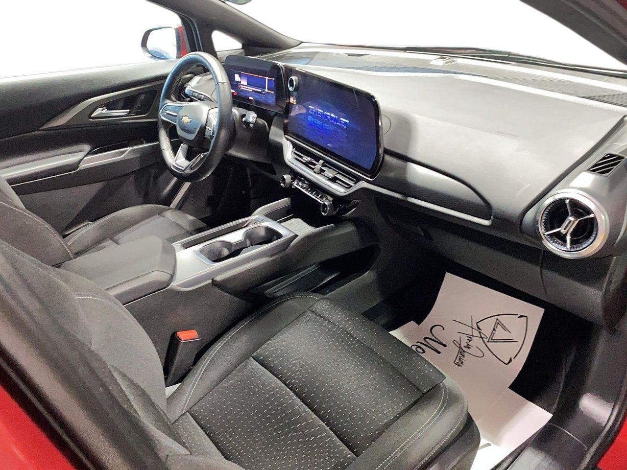 2025 Chevrolet Equinox EV LT Red Baie-Comeau - photo #13