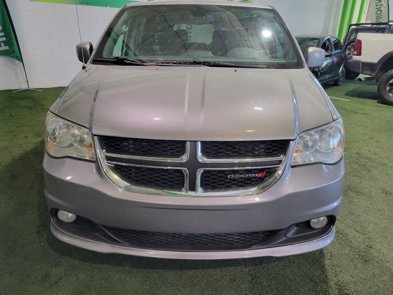 2019 Dodge Grand Caravan Silver  - photo #8
