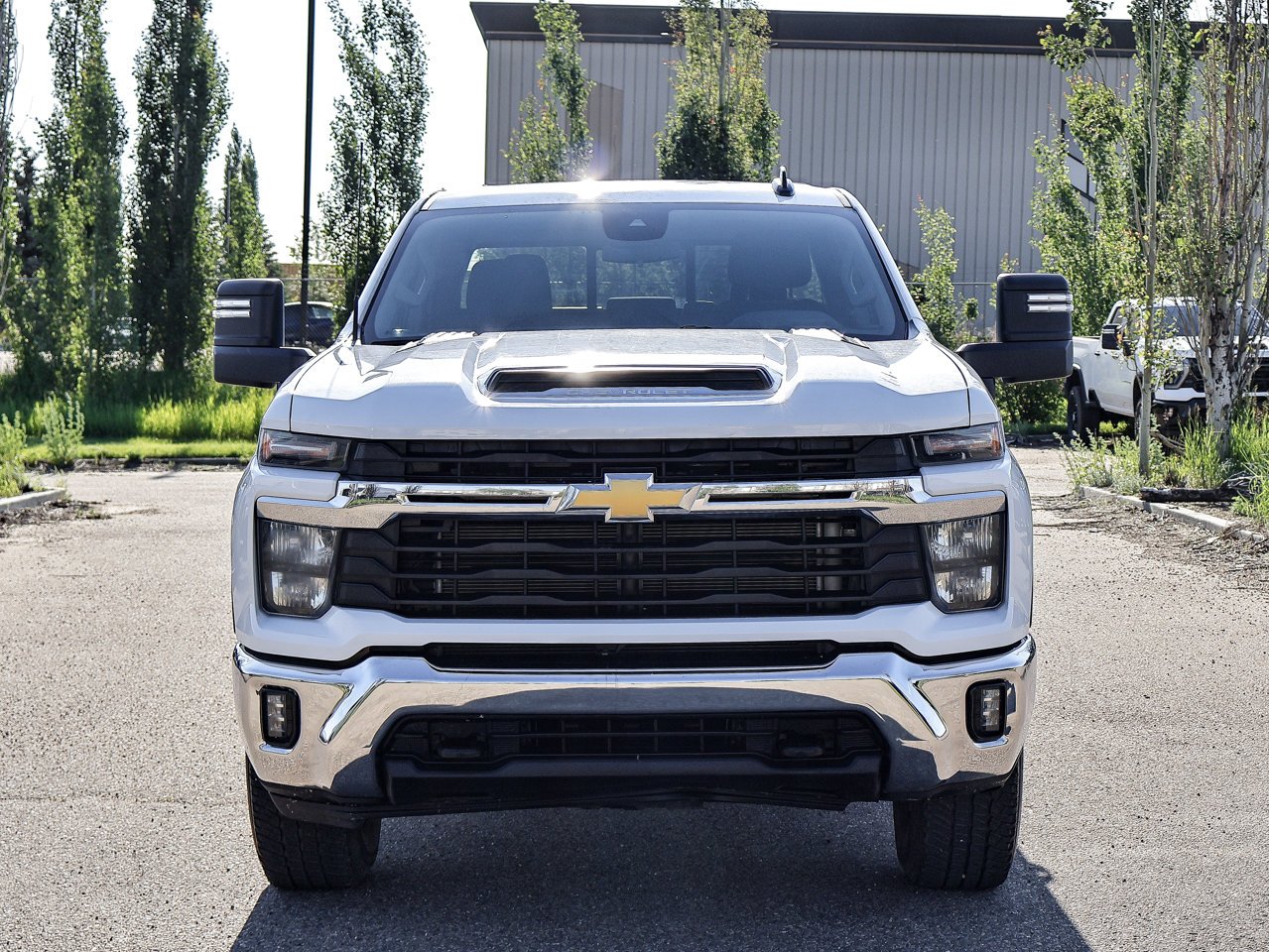 2024 Chevrolet Silverado 3500HD 4WD Crew Cab 159 LT White Sherwood Park - photo #2