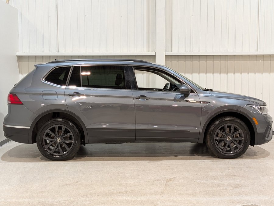 Volkswagen Tiguan Comfortline 4MOTION 2024 Gris
