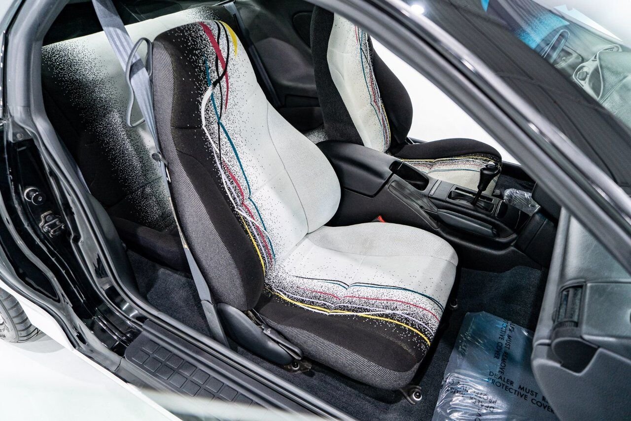 1993 Chevrolet CAMARO Z28 PRIX EN USD | Pace Car with only 957km (595mi) with original window sticker Black Montreal - photo #60
