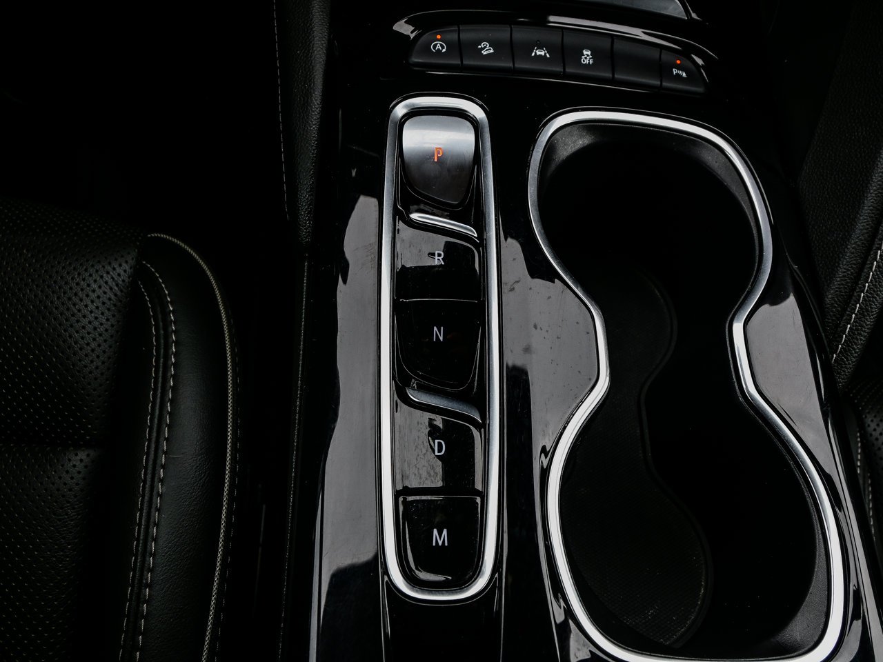 2022 Buick Envision AWD 4dr Essence Blue Sherwood Park - photo #29