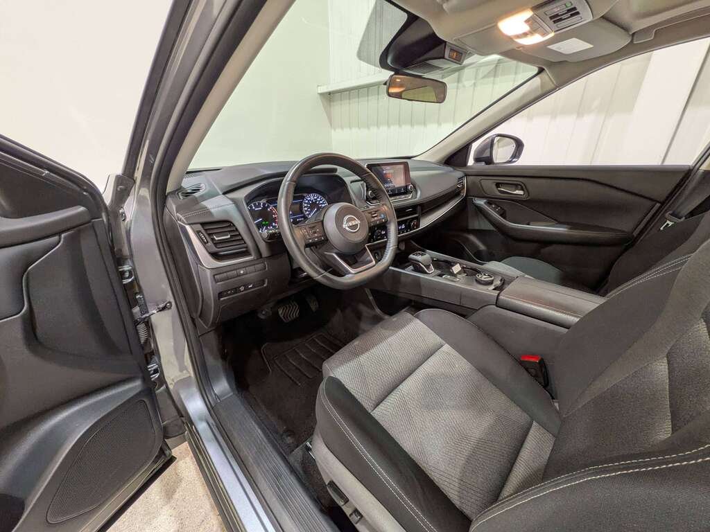 2024 Nissan Rogue AWD SV Moonroof Grey Val-David - photo #10