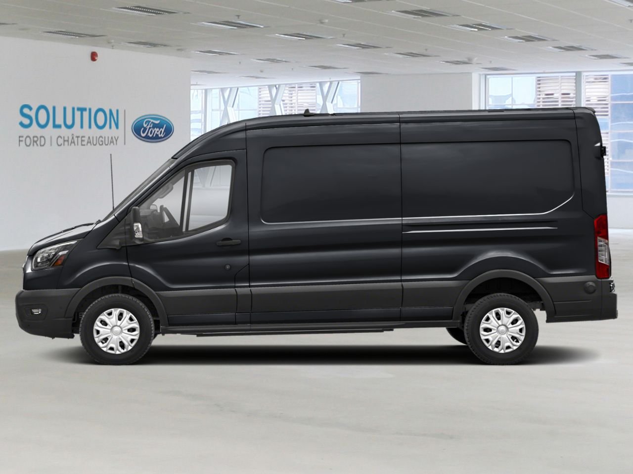 Ford E-Transit fourgonnette utilitaire T-350 PA TOIT MOYEN 148 PO PNBV DE 9 500 LB 2025 Noir agate métallisé Châteauguay - photo #2