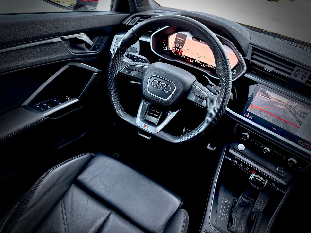 2019 Audi Q3 Red Notre-Dame-des-Prairies - photo #23