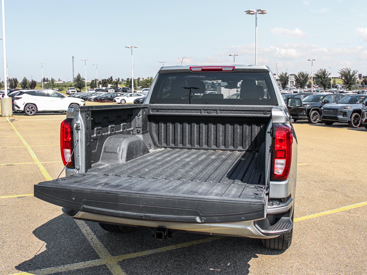 2024 GMC Sierra 1500 4WD Crew Cab 147 Pro Grey Sherwood Park - photo #7