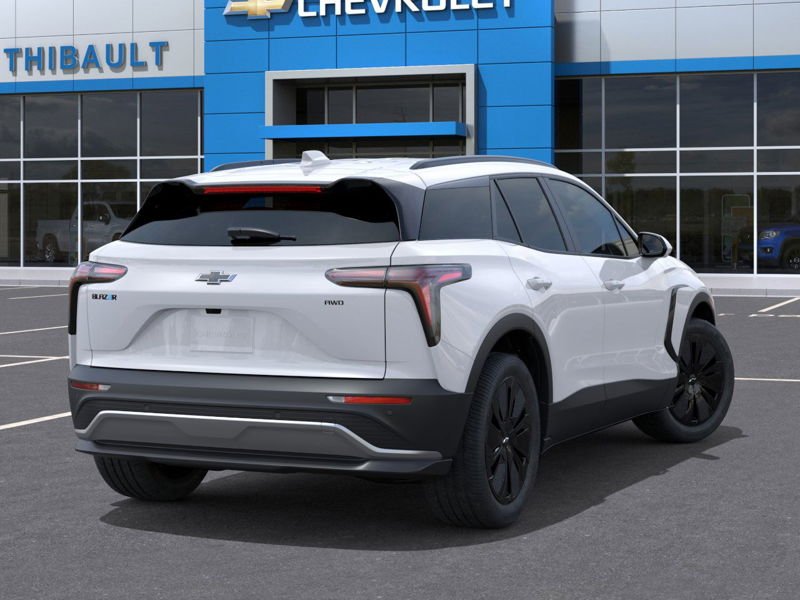 CHEVROLET Blazer EV Traction intégrale, 4 portes LT 2026 Blanc sommet Sherbrooke - photo #3