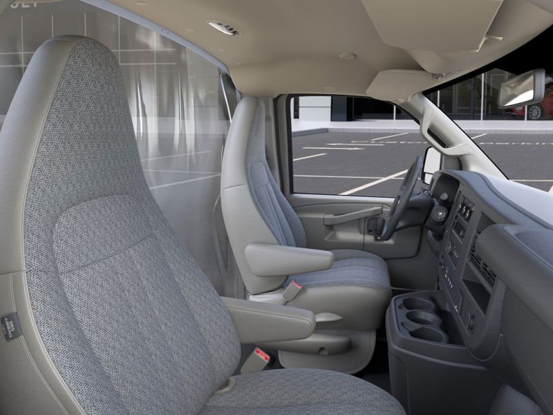 GMC FOURGONNETTE COMMERCIALE TRONQUÉE SAVANA 3500 fourgonnette 159 po 2026 Blanc Sherbrooke - photo #16